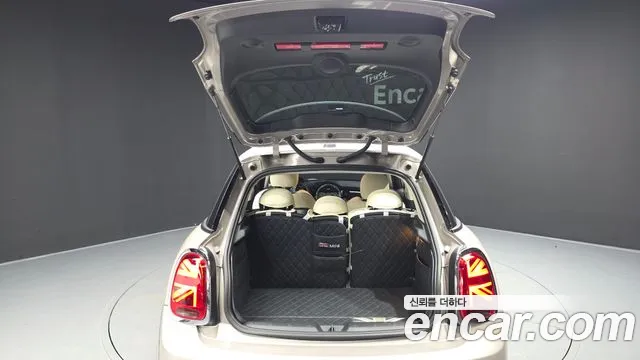 Mini Cooper Cooper 5 дверей Classic — Фото автомобиля 20