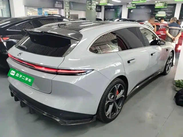Nio ET5 Touring — Фото автомобиля 6