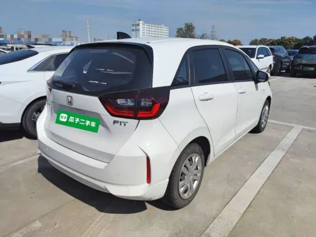 Honda Fit — Фото автомобиля 6