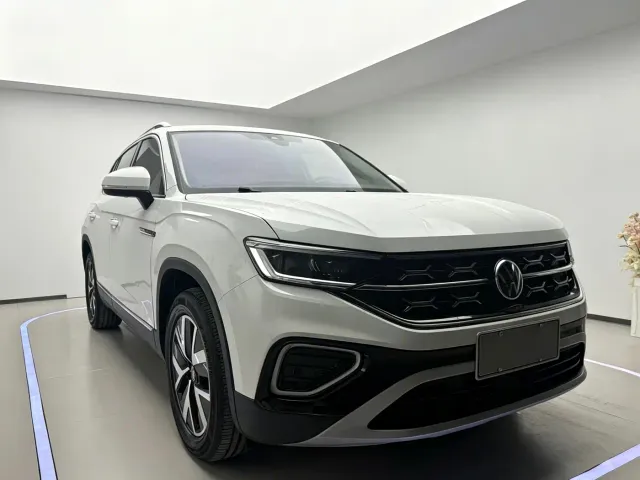 Volkswagen Tayron — Фото автомобиля 3