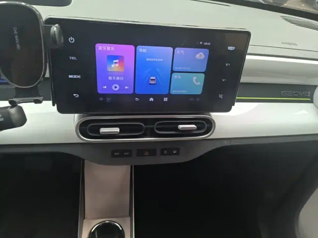 Geely Panda — Фото автомобиля 12