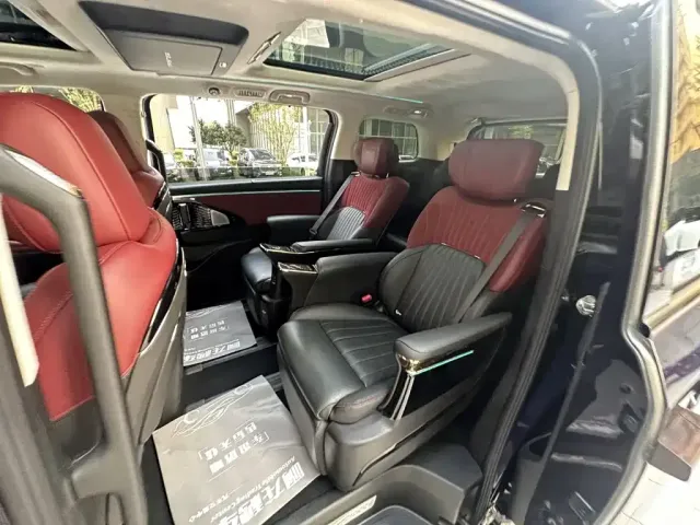 GAC Trumpchi Trumpchi E9 2024 E9 Master Edition — Фото автомобиля 10