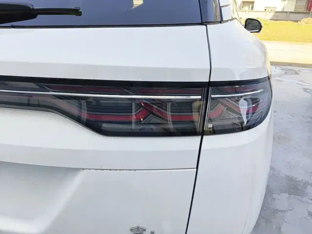 BYD Song L DM-i — Фото автомобиля 7