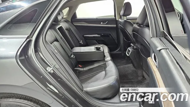 Kia K5 Generation 3 — Фото автомобиля 17