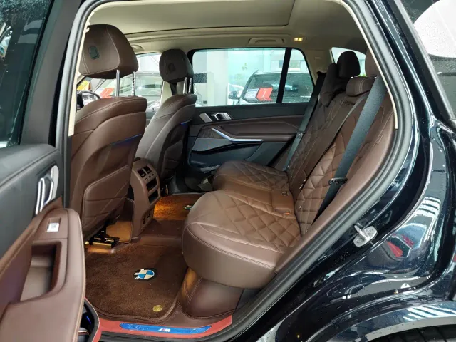 BMW X5 — Фото автомобиля 13