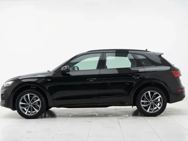 Audi Q5L — Фото автомобиля 3