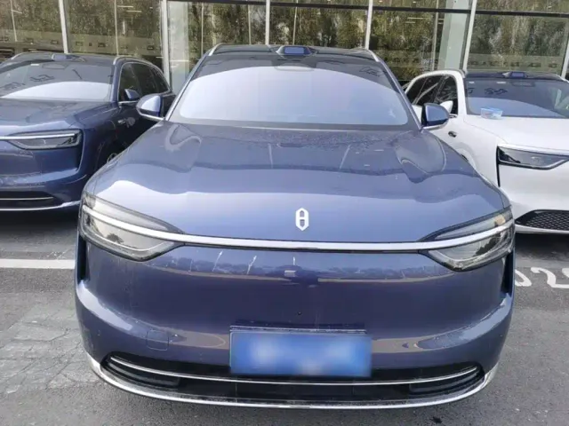 Aito M7 — Фото автомобиля 2