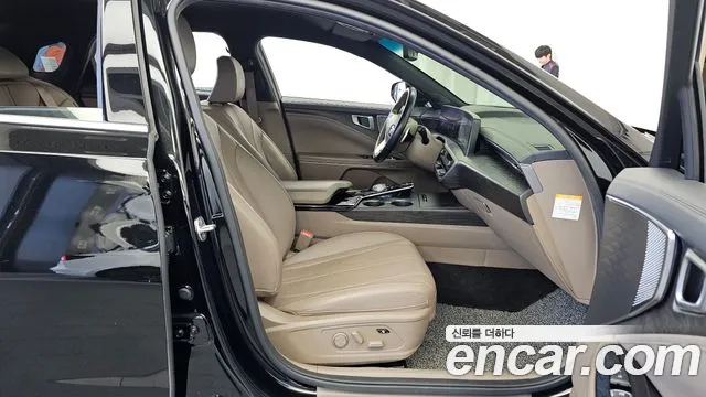 Kia K8 Hybrid — Фото автомобиля 17