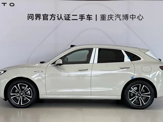 Aito M5 — Фото автомобиля 4