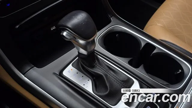 Kia Carnival 4th Gen — Фото автомобиля 12