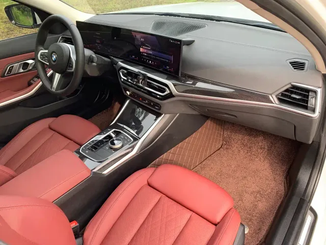 BMW 3 Series — Фото автомобиля 11