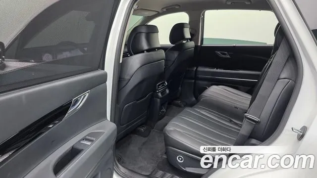 Genesis GV80 — Фото автомобиля 18