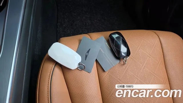 Genesis GV80 — Фото автомобиля 22