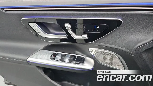 Mercedes-Benz EQE — Фото автомобиля 15