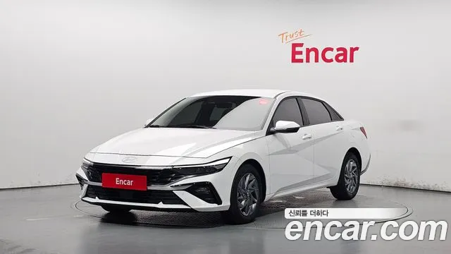 Фотография автомобиля — Hyundai Avante CN7