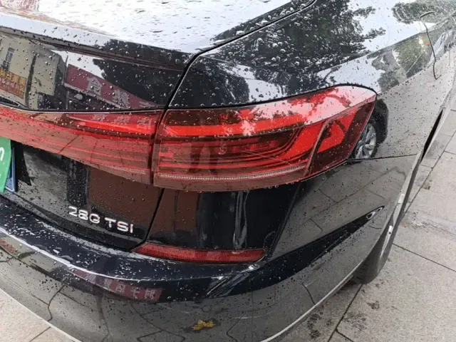 Volkswagen Passat — Фото автомобиля 7