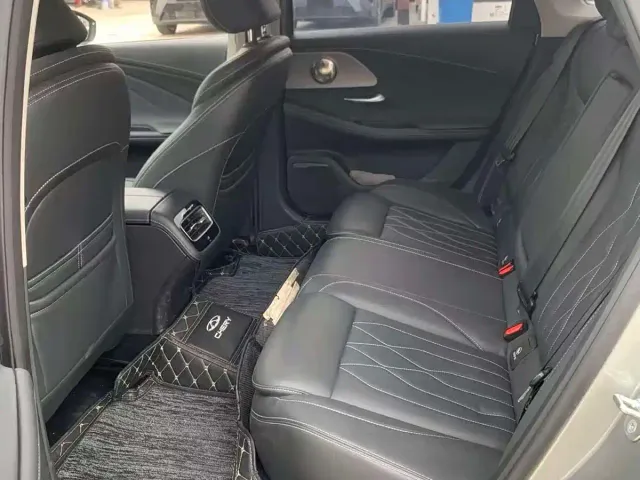 Chery Arrizo 8 — Фото автомобиля 14