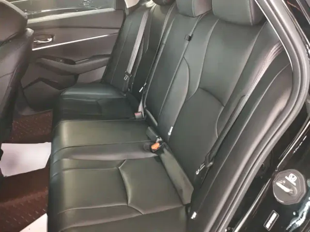 Honda Accord — Фото автомобиля 16