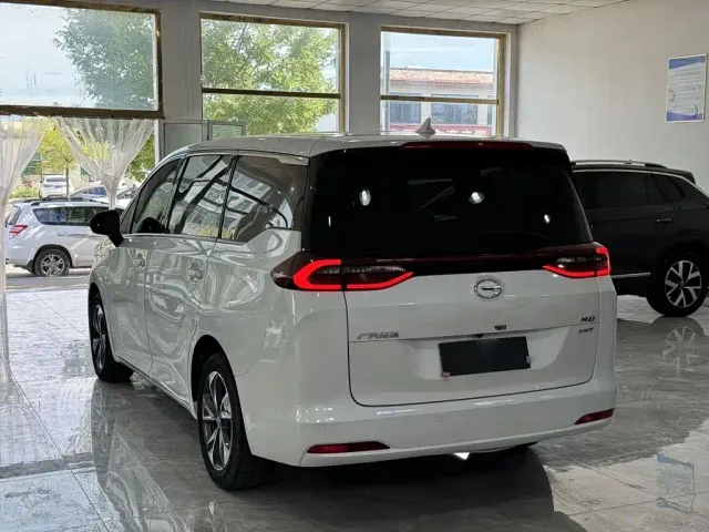 GAC Trumpchi M6 — Фото автомобиля 4
