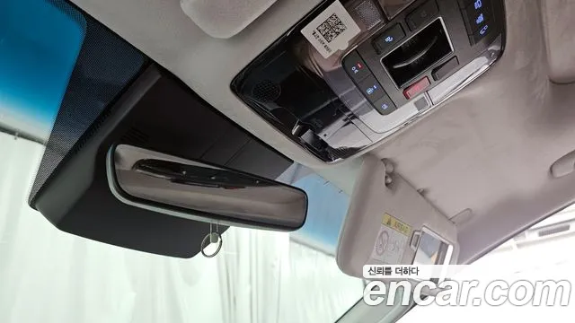 Hyundai Staria Staria 4WD Lounge 9 мест — Фото автомобиля 29