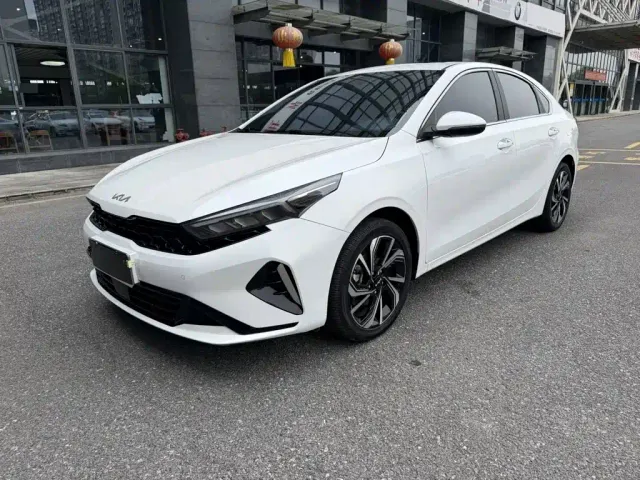 Фотография автомобиля — Kia K3