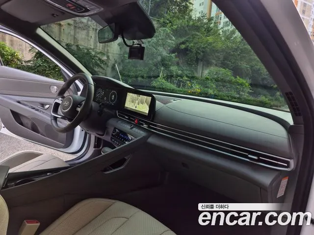 Hyundai Avante CN7 — Фото автомобиля 14