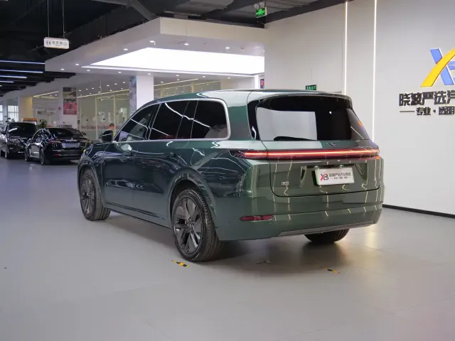 Li Auto L9 — Фото автомобиля 4