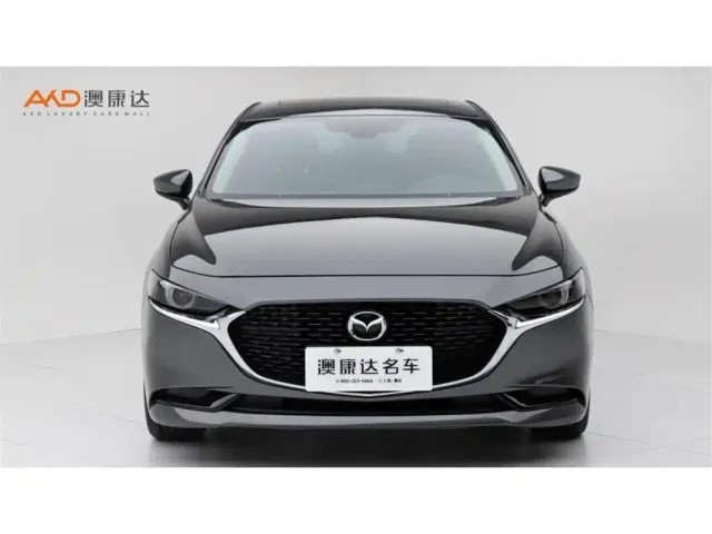 Mazda Axela — Фото автомобиля 2