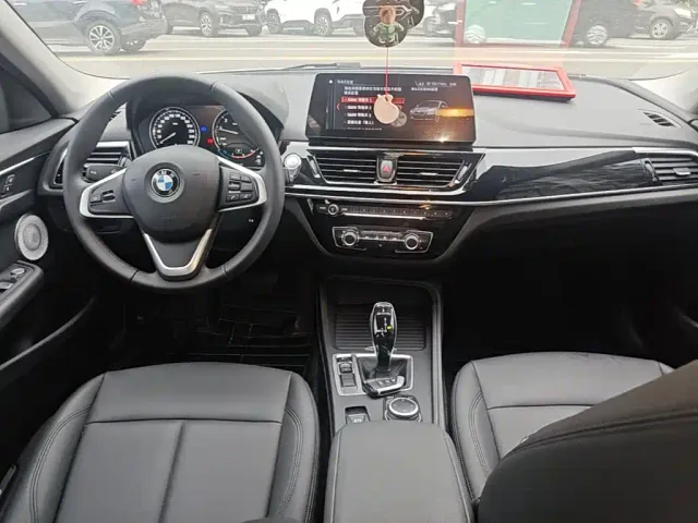 BMW 1 Series — Фото автомобиля 9