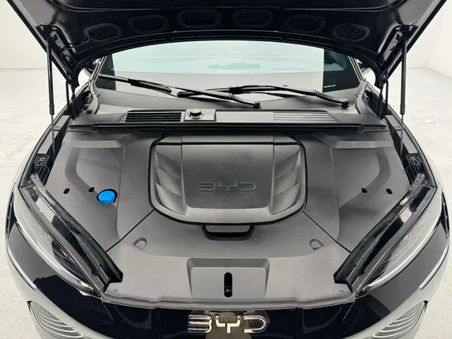 BYD Seal — Фото автомобиля 15