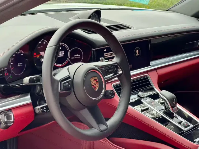 Porsche Panamera — Фото автомобиля 8