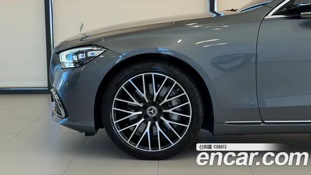 Mercedes-Benz S-Class — Фото автомобиля 5