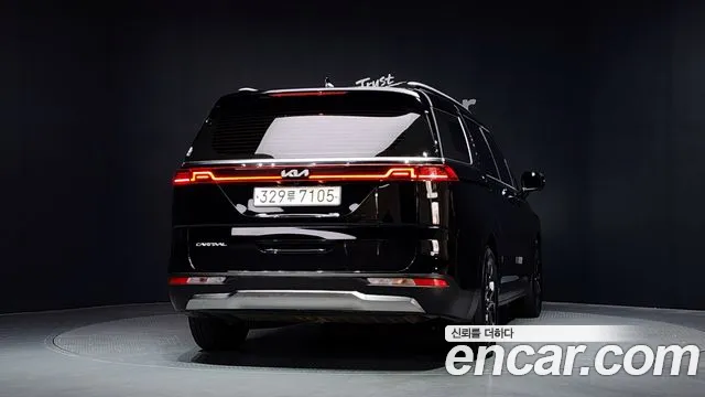 Kia Canival Carnival 4 поколение Бензин 9 мест Signature — Фото автомобиля 4