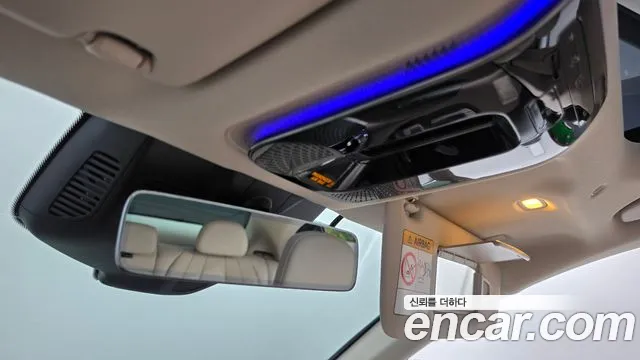 Mercedes-Benz E-Class — Фото автомобиля 26