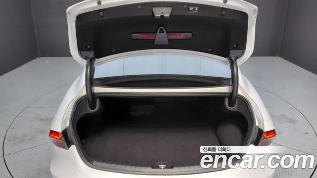 Hyundai Grandeur Exclusive — Фото автомобиля 25