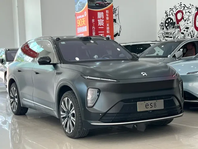 Nio ES8 — Фото автомобиля 3