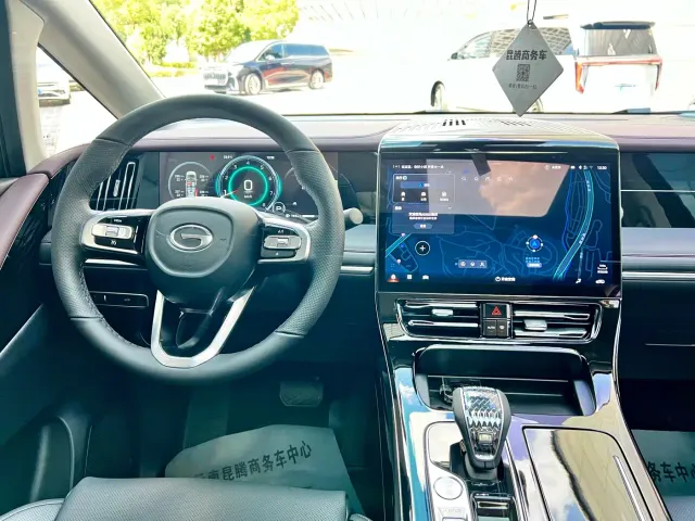 GAC Trumpchi M8 — Фото автомобиля 13