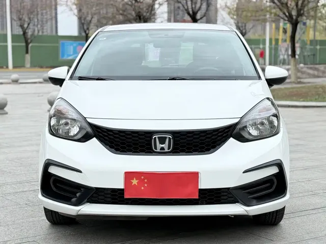 Honda Fit — Фото автомобиля 2