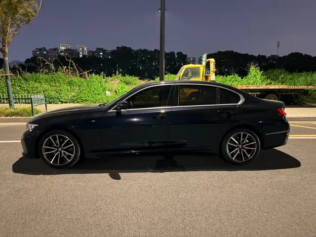 BMW 3 Series — Фото автомобиля 3