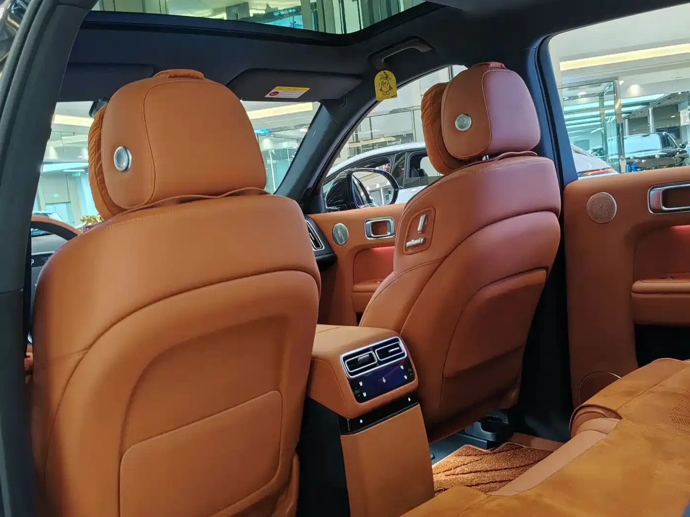 Li Auto Li Auto L7 2025 Max Smart Renewal Edition — Фото автомобиля 14