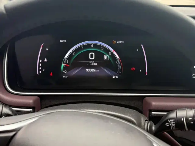 GAC Trumpchi M6 — Фото автомобиля 8