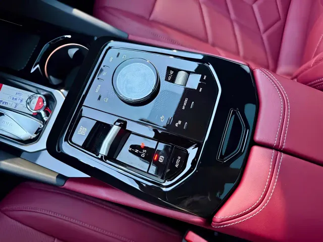 BMW 5 Series — Фото автомобиля 14