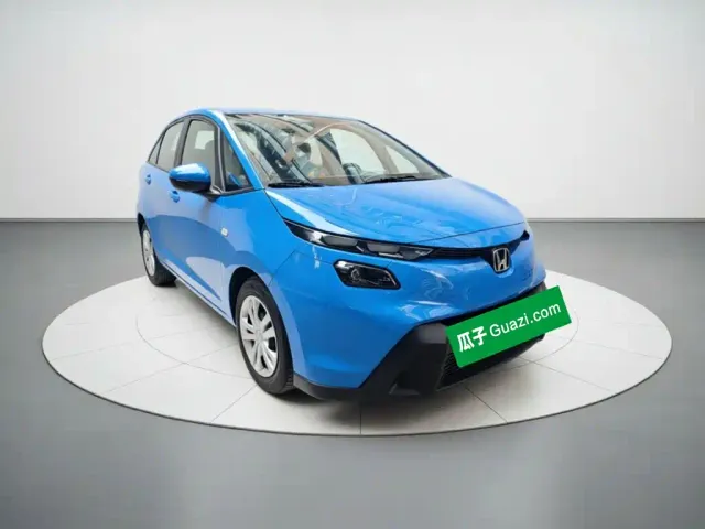 Honda Fit — Фото автомобиля 3