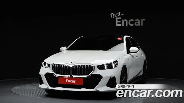 BMW 5-Series 5 серия (G60) 530i xDrive M Sport — Фото автомобиля 3