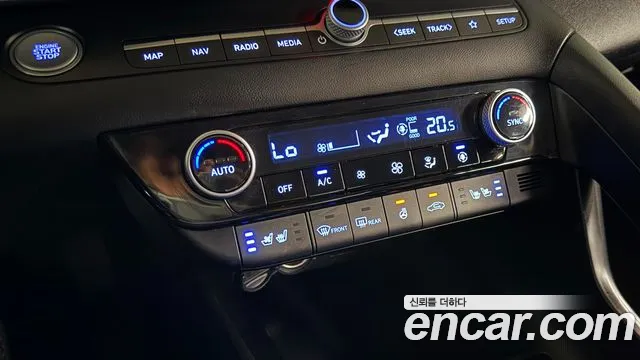 Hyundai Avante CN7 — Фото автомобиля 18