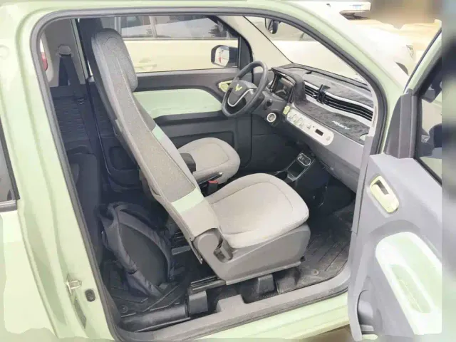 Wuling Motors Hongguang MINIEV 2021 Macaron Premium Edition LFP — Фото автомобиля 13