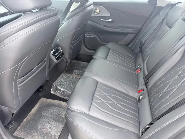 Chery Arrizo 8 — Фото автомобиля 5