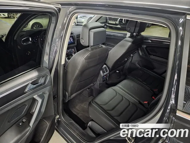 Volkswagen Tiguan — Фото автомобиля 5