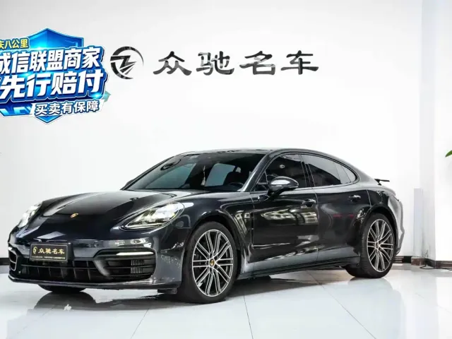 Фотография автомобиля — Porsche Panamera