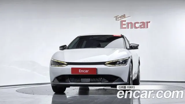 Kia EV6 Long Range — Фото автомобиля 3